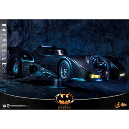 Batman (1989) Batmobile Movie Masterpiece Hot Toys