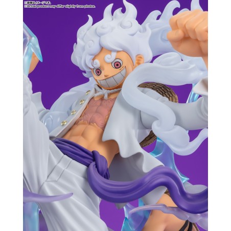  Banpresto - One Piece - Money D. Luffy Gear 5, Bandai Spirits  Battle Record Collection Figure : Toys & Games