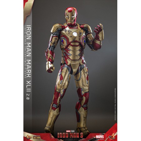 Iron Man 3 Iron Man Mark XLII (2.0) Scale Collectible Figure Hot Toys